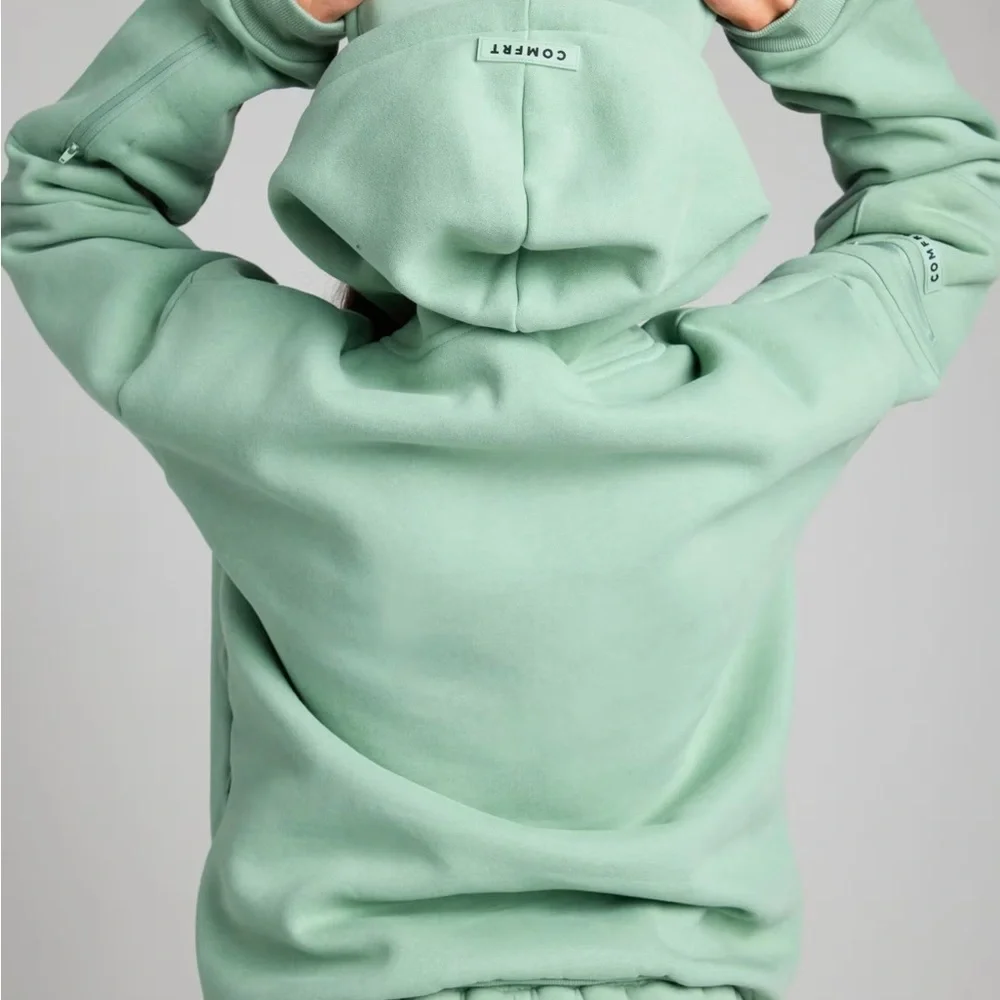 Comfrt airplane mode Hoodie in Aloe - Picture 2 of 10